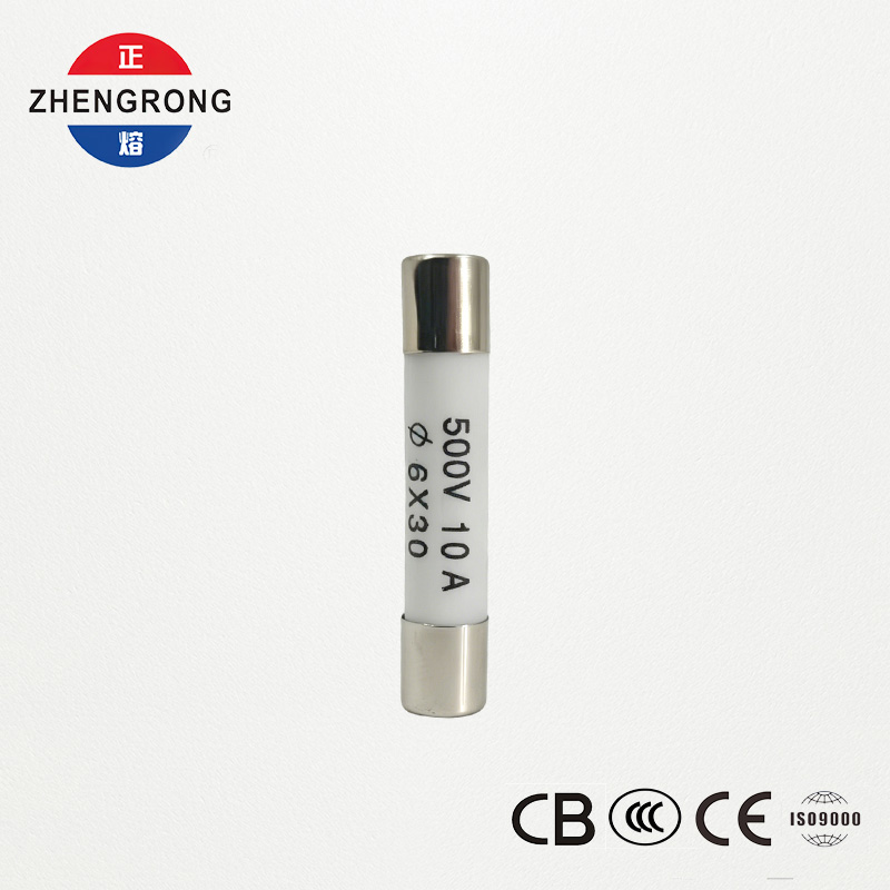 Висококачествени предпазители 6*30 mm R058 10 A за международни дистрибутори